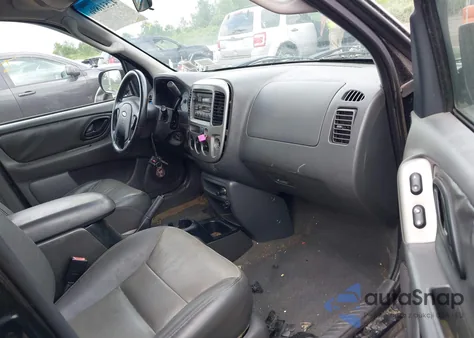 2004 Ford Escape Xlt from USA, damaged, VIN 1FMCU93154DA14738